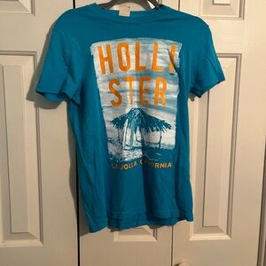 Women’s Small Hollister T-Shirt